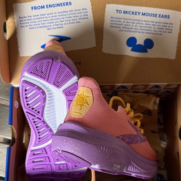 Brooks Women’s Ghost 17 Rapunzel Sneakers - Purple and White - Picture 6 of 7